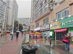 小河60平方餐饮店转让，业态不限